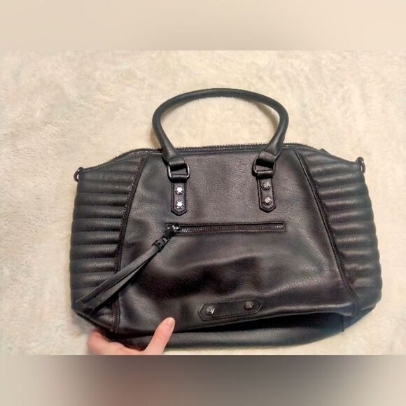 ON HOLD - Picture 1 of 7